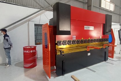 Thủy lực 68 cho máy chấn 